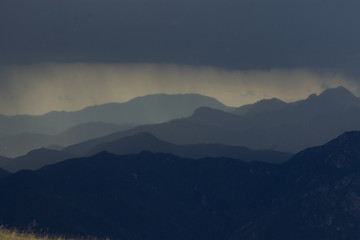 Berge im Regen 8