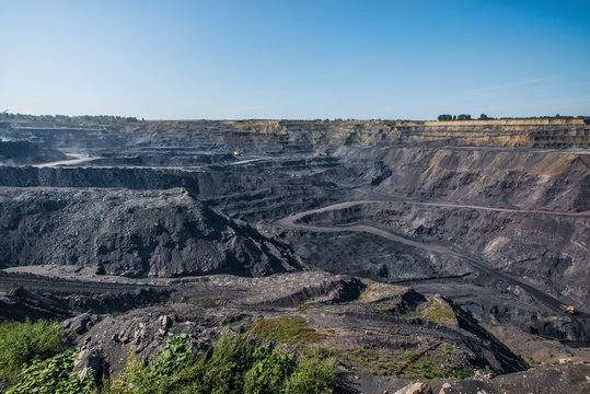 coal mining on the cut
