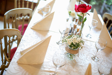 wedding decoration table with rose