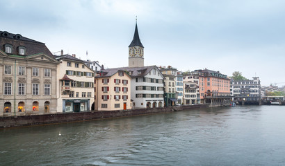 Fototapeta na wymiar St. Peter church, cityscape of Zurich, Switzerland