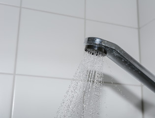 Wasser für die Körperpflege- Duschen