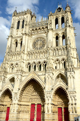 Fototapeta na wymiar Amiens Cathedral is a Roman Catholic cathedral