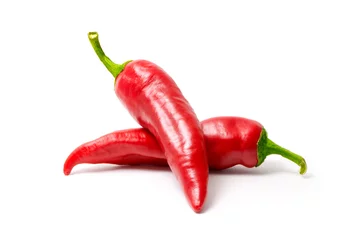 Zelfklevend Fotobehang Red hot chili peper geïsoleerd op een witte achtergrond. Kruiden voor een heerlijke maaltijd. © Valentin Kundeus