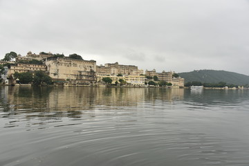Fototapeta premium Pichola lake, Udaipur, Rajasthan