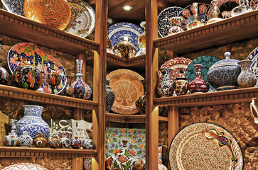 Turkish ceramics on grand bazaar Istanbul
