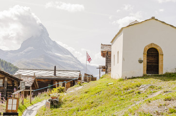 Zermatt, Dorf, Bergkapelle, Kapelle, Findeln, Weiler, Sunnegga, Wanderweg, Findelbach, Alpen, Matterhorn, Wallis, Sommer, Schweiz