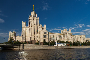Fototapeta na wymiar Kotelnicheskaya Embankment