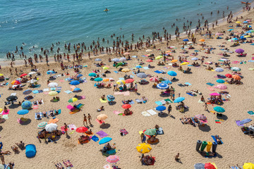 Fototapeta na wymiar pescadores beach in Ericeira, Portugal.