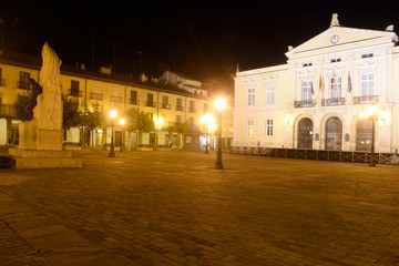 Fototapeta na wymiar nightlife in the main square of Palencia, Castilla y Leon, Spain