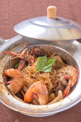 hai fried rice noodles with shrimps