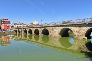 Fototapeta premium Roman bridge of Chaves, Portugal