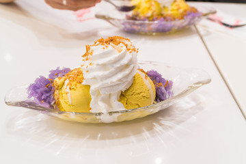 Durian and whip cream Ice Cream