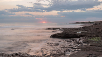 Coucher de Soleil sur la plage de la sauzaie à Bretignolles sur mer en Vendée 