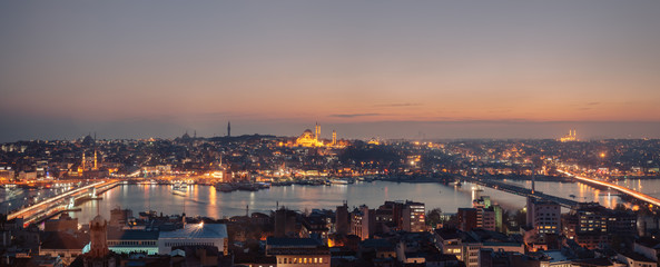 Fototapeta premium Istanbul view from Galata tower, Istanbul, Turkey. Photo of View of the historic center and the bridge across the Golden Horn.