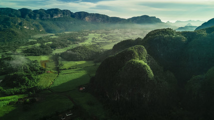 Valle Dos Hermanas, Pinar del Rio, Cuba © ALE