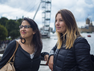 Two girlfriends travel to London