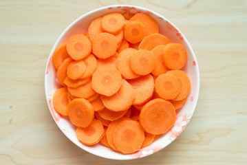 Chop red sweet bell peppers.