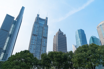 Fototapeta na wymiar architectural complex against sky in downtown shanghai,china.
