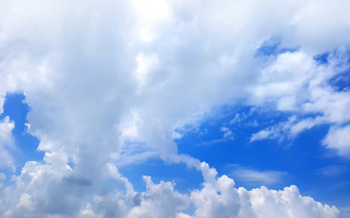 Obraz na płótnie Canvas sky; blue sky background