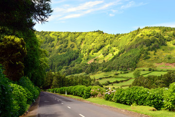 Wanderung nach Cete Cidades (Azoren) zu den Kraterseen Laguna verde und laguna azul