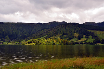 Wanderung nach Cete Cidades (Azoren) zu den Kraterseen Laguna verde und laguna azul