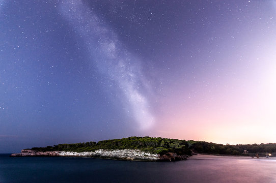 Milky way.Island © Roberto