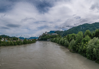 Fototapeta na wymiar The city Kufstein in Tyrol on river Inn, Austria