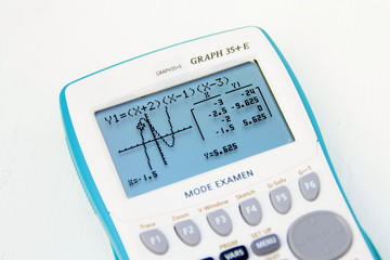 calculatrice graphique pour lycéen