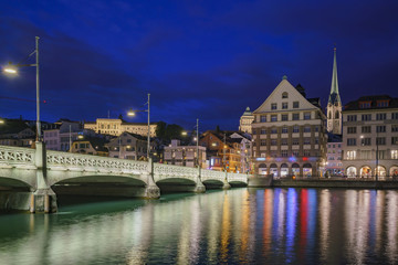 Naklejka premium Night cityscape of Zurich