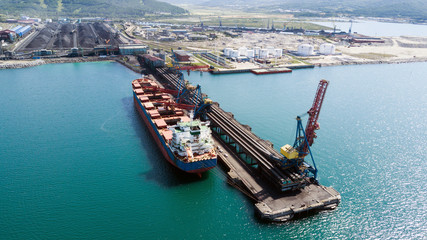ship under load at a coal