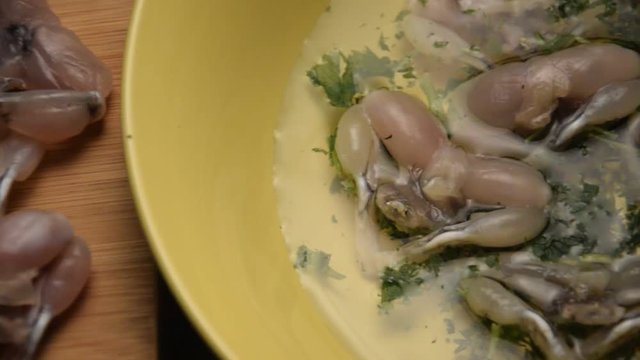 Rana Marinada Marinatura Marinieren Marination Marynowanie Mar&iacute;nering Video Marinado Comida Marin&aacute;l&aacute;s Cibo Marinade Food Marinointi Marinov&aacute;n&iacute;