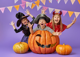 kids at halloween