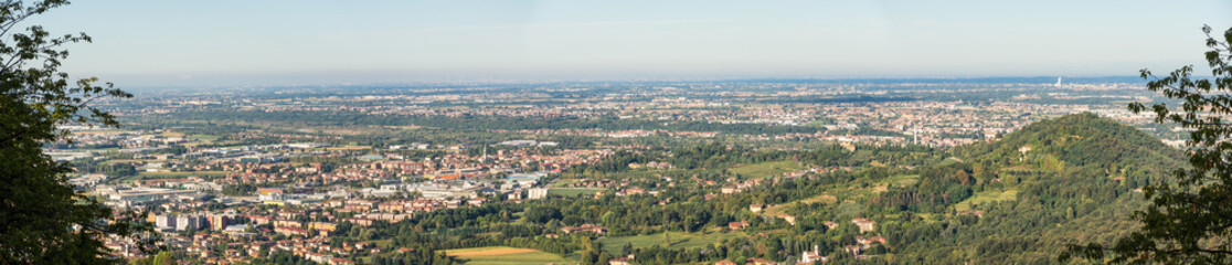 Fototapeta na wymiar Bergamo, Italy. Landscape on the new city and Po valley from the upper town