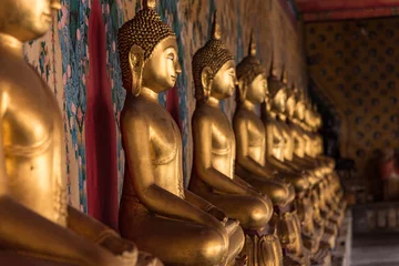 Keuken spatwand met foto タイ・バンコクのワットアルンの黄金の仏像 © hit1912