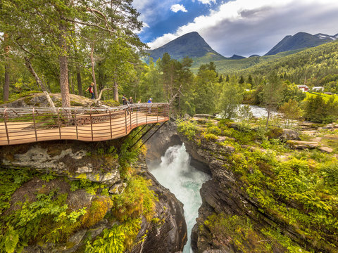 Touristic waterfall viewing platform at Gudbrandsjuvet