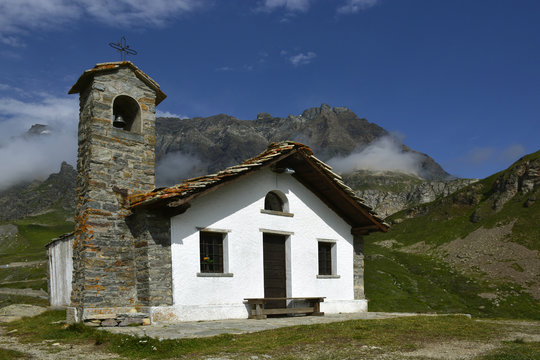Chiesetta al lago Serru'