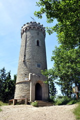 Obraz premium Kaiserturm auf dem Armeleuteberg bei Wernigerode (Harz)