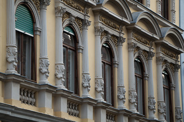 Fototapeta na wymiar Building facade in the Graz old town