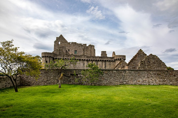 Fototapeta na wymiar Craigmillar Castle is a ruined medieval castle in Edinburgh, Scotland