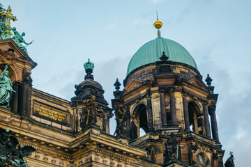 Fototapeta na wymiar detailed view of berlin cathedral