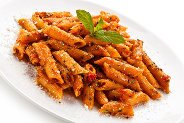 Pasta with tomato sauce 