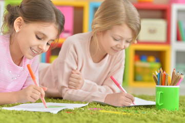 Fototapeta premium little girls drawing together