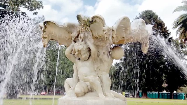 Sculpture in Fountain , filmed in a park of Buenos Aires, Argentina.