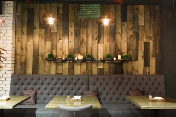 Cercles muraux Restaurant Intérieur loft en bois vintage du restaurant