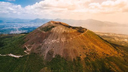 Obraz premium Wulkan Wezuwiusz z powietrza
