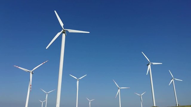 elektrownia wiatrowa, wiatraki