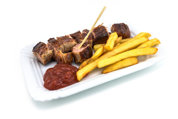 Bratwurst mit Pommes