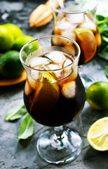 drink with limes