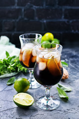 drink with limes