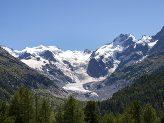 Glacier of the Alps circumstances and black and white lakes.